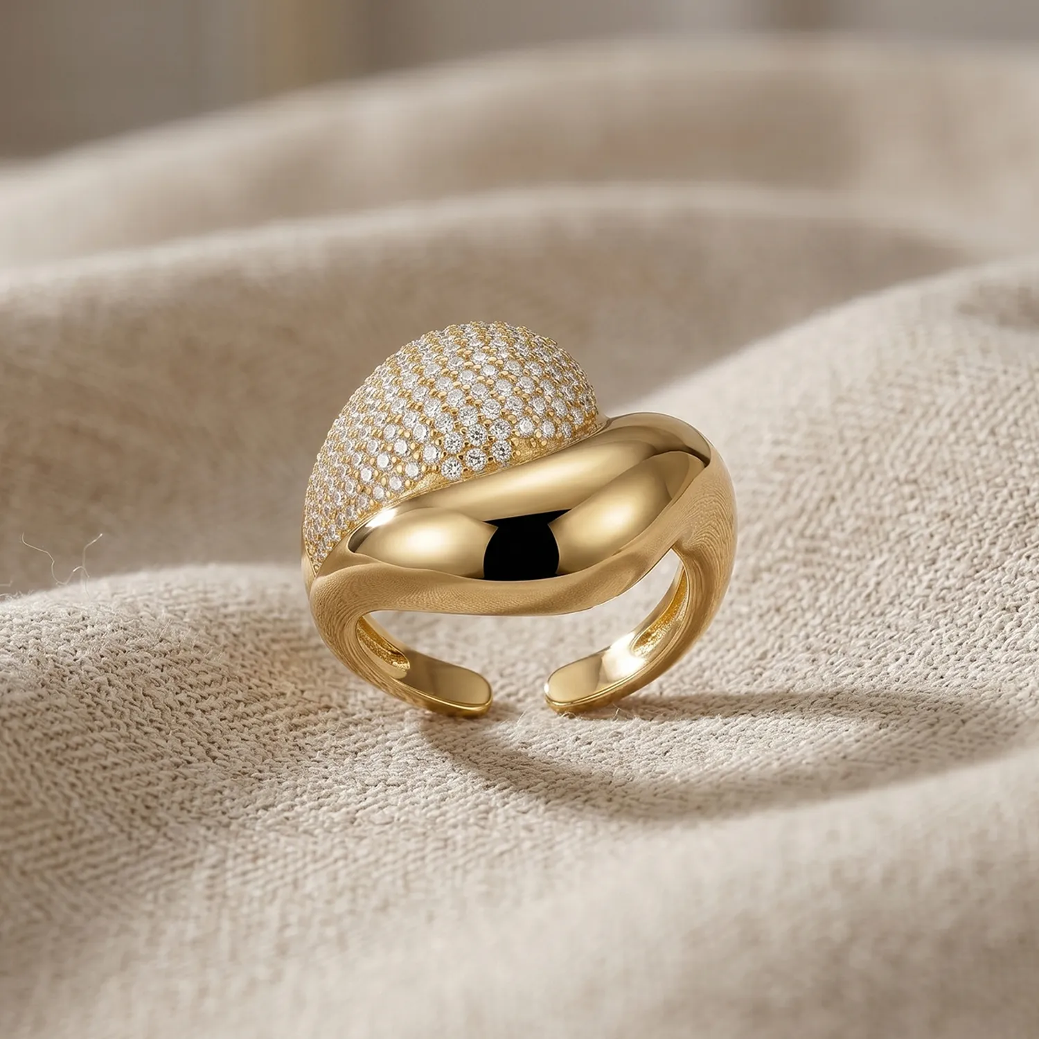 Δαχτυλίδι Stainless Steel "Chunky Wave" με Pave Ζιργκόν ST-300